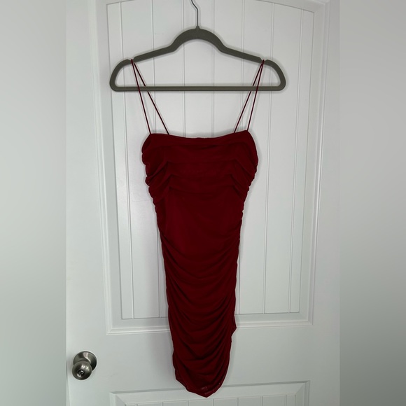 Princess Polly 6 Tara Mini Dress Red Ruched Y2K Spaghetti Strap Mini Bodycon - Picture 2 of 11